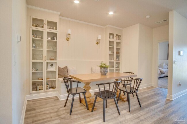 Building Photo - 8130 Fir Tree Dr