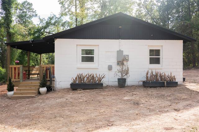 Building Photo - 250 Private Rd 8579