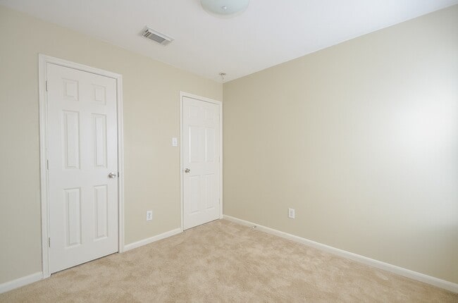 Building Photo - 7211 Towering Pine Ln