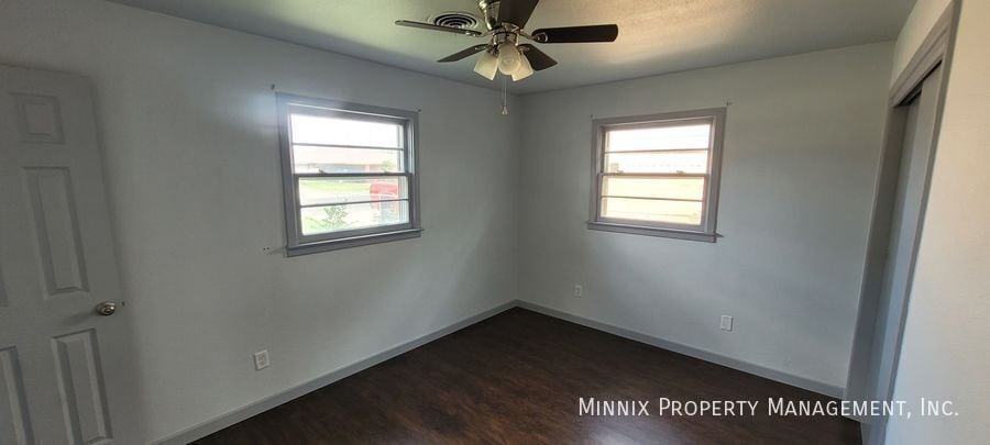 Building Photo - 5403 13th St