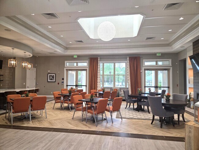 Building Photo - 55+ Gated Community at Palms at Serenoa