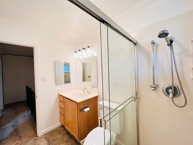 Building Photo - Charming 2BD/1.5BA, Two-Story Townhouse in West Side Danville, Near Downtown- Available NOW!