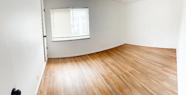 Building Photo - 1331 Le Mar Dr