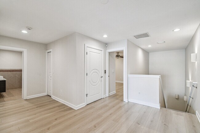 Building Photo - 24 Adalia Ave