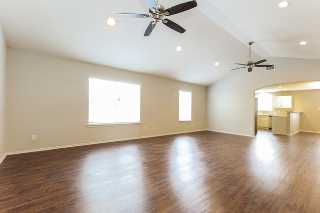 Building Photo - 5005 Whisper Cove