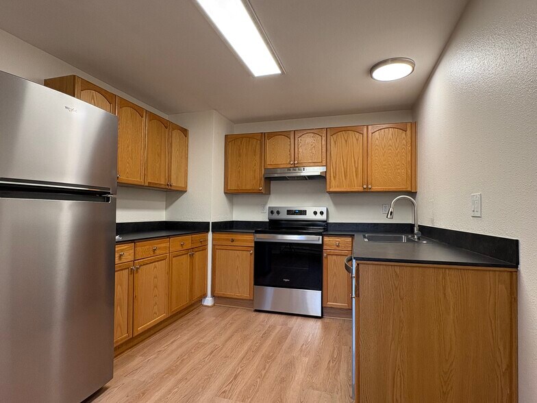 Kitchen - 22819 15th Ave SE