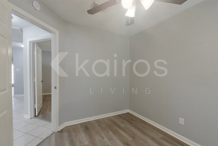 Building Photo - 4535 Sloangate Dr