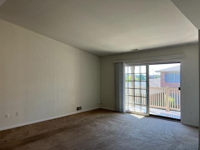 Building Photo - 641 Cambridge Ct