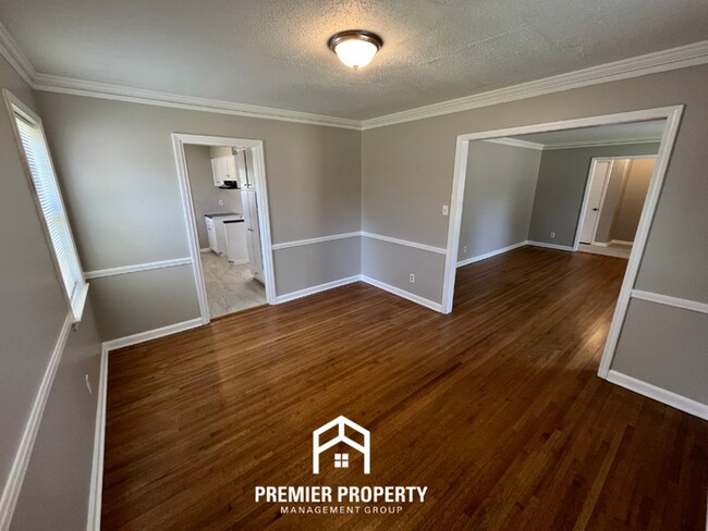 Building Photo - Spacious 3BR/2BA Whitehaven Home | 1,700+ SQ FT, Hardwood & Brick Fireplace