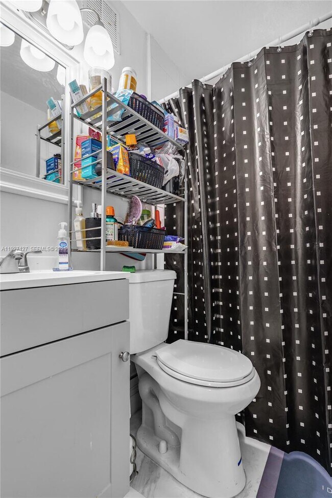 Building Photo - 3601 SW 2nd St