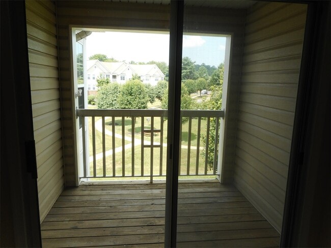 Building Photo - 104 Bayland Dr