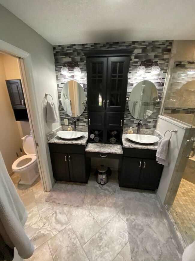 Building Photo - Beautiful ANNUAL, Fully Furnished, turnkey 3 Beds & 2 Baths in The Village of Sabal Chase