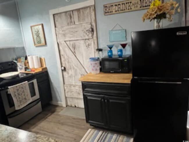 Building Photo - 5588 Daybreak Rd