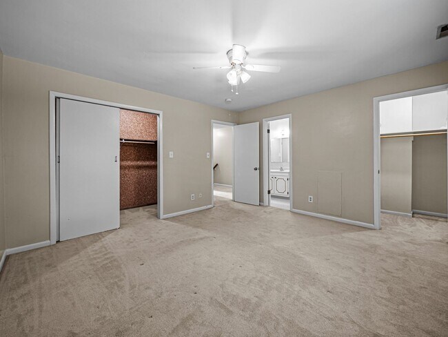 Building Photo - Welcome to Branchwood Townhomes!