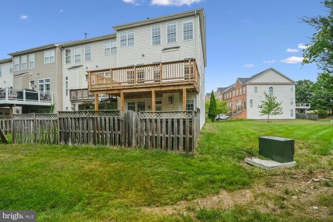 Building Photo - 25150 Boomerang Terrace