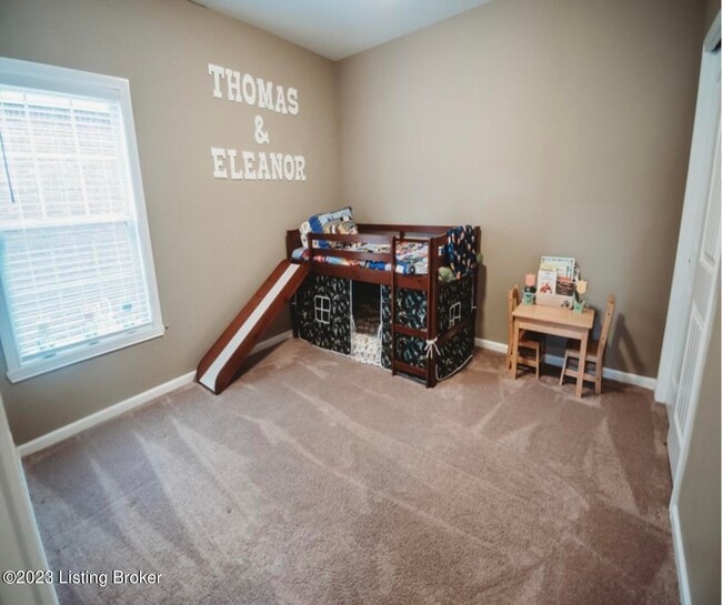 Building Photo - 1886 Carabiner Way