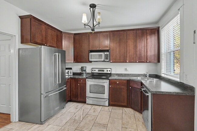 Building Photo - 7045 Pershing Ave