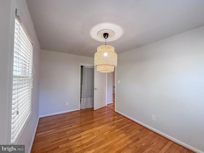 Building Photo - 226 Guthrie Ave