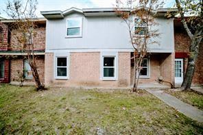 Building Photo - 2206 Statler Dr