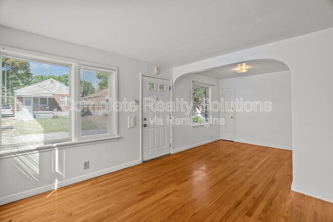 Building Photo - 6605 Barken Ave