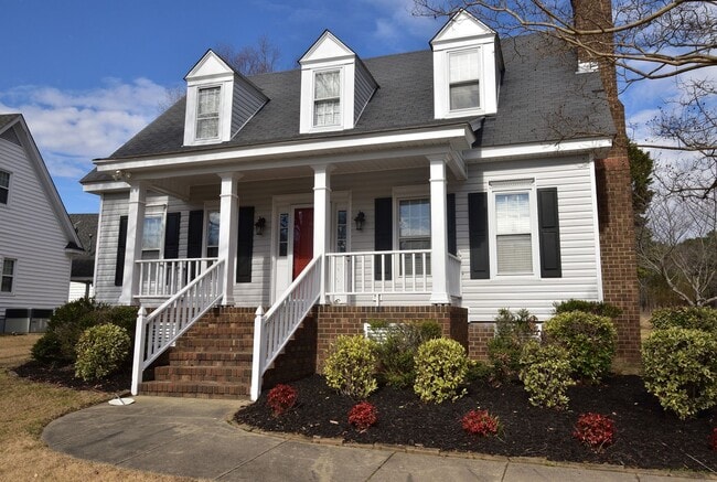 Building Photo - 3924 Hampton Dr