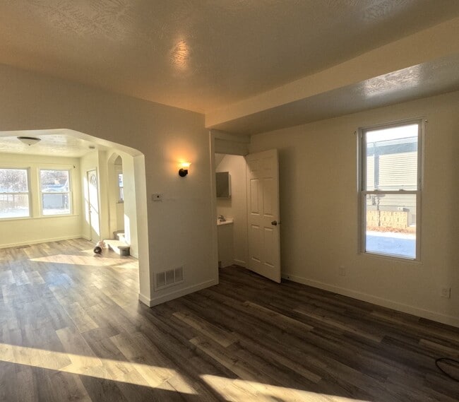 Building Photo - 1223 24th St