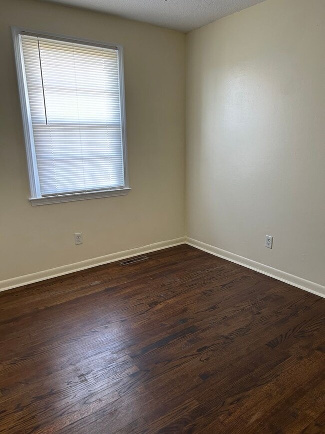 Building Photo - ORANGEBURG