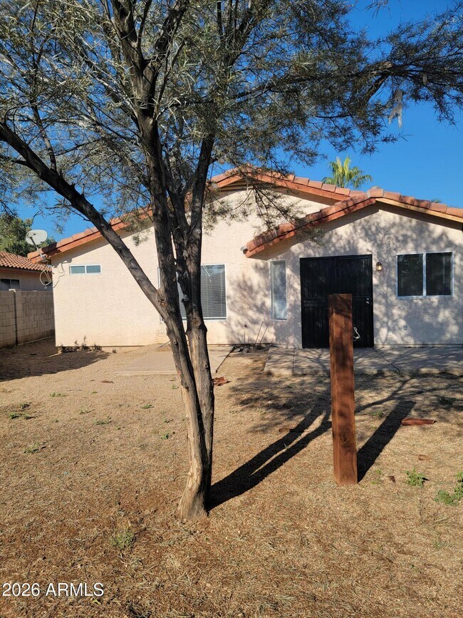 Building Photo - 4545 N 67th Ave