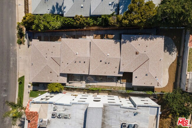 Building Photo - 7127 Ramsgate Ave