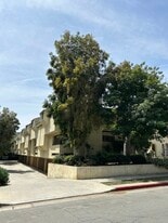 Building Photo - 276 E Bellevue Dr