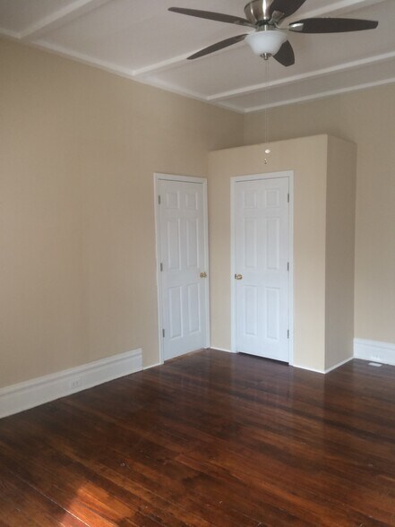 bedroom - 2668 Nebraska Ave