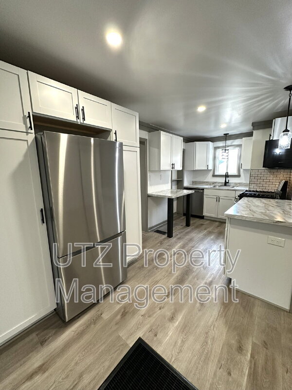 Building Photo - 24 Manchester Ave