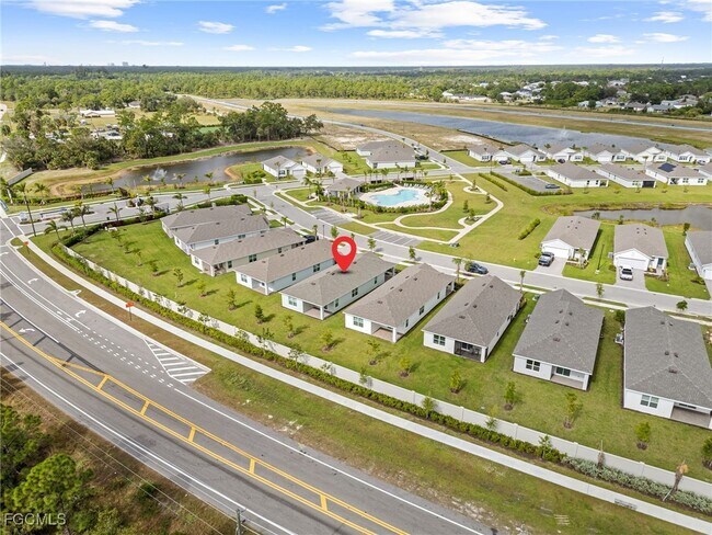 Building Photo - 1150 Brooklands Dr