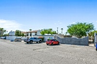 Building Photo - 1710 E Ocotillo Rd