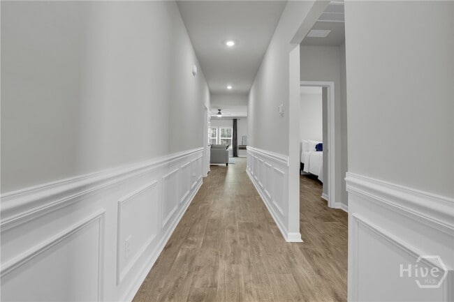 Building Photo - 106 Geranium Wy