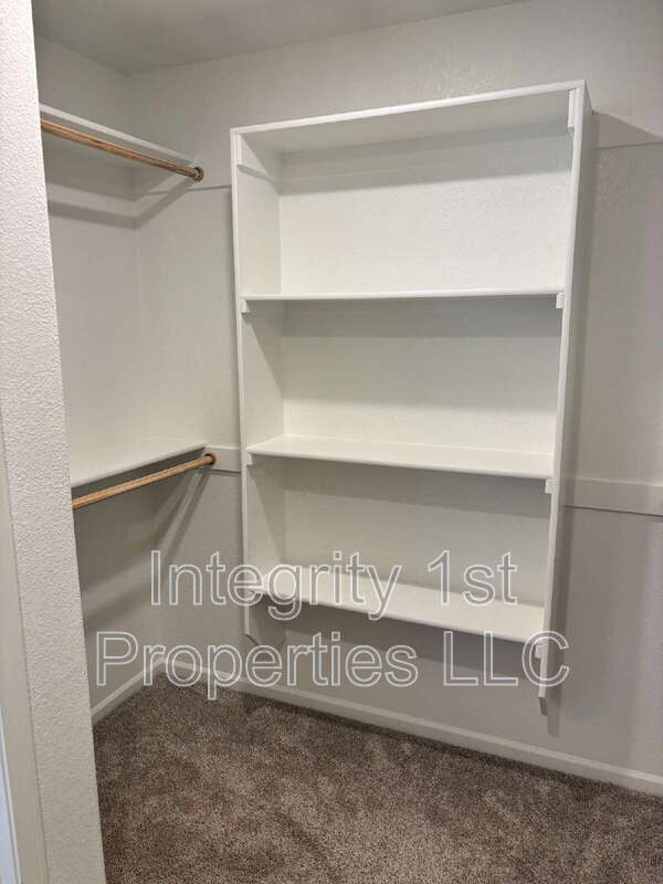 Building Photo - 7546 Apache Rd