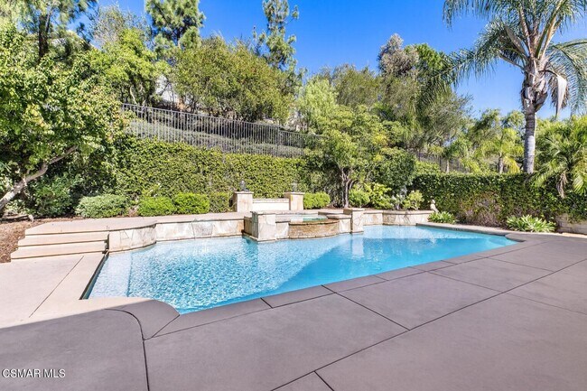 Building Photo - 6051 Caledonia Ct