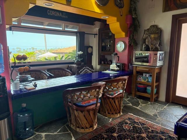 Building Photo - 122 S Rios Ave