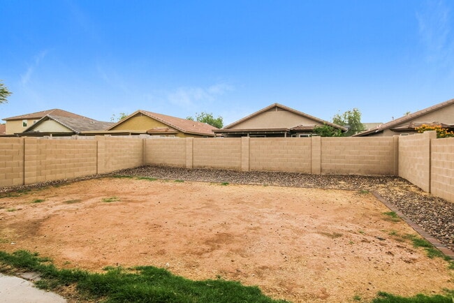 Building Photo - 2741 W Bowker St