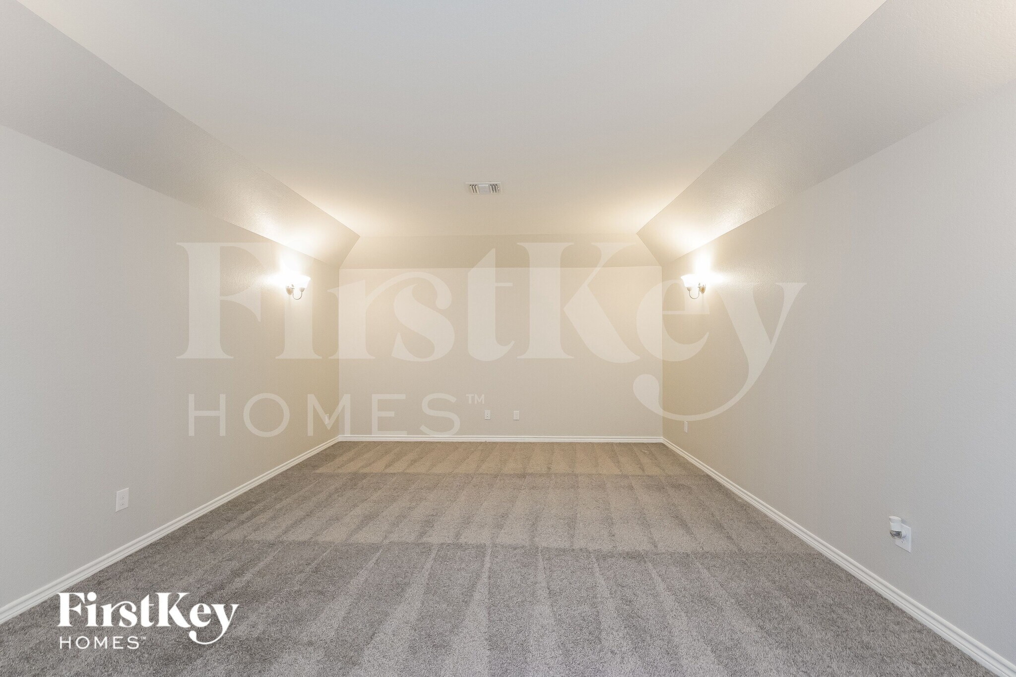 Building Photo - 9714 Birdsnest Ct