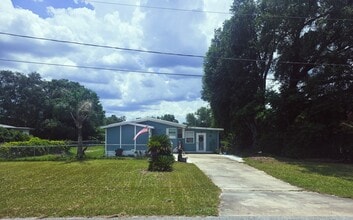 Building Photo - 10084 SE 126th Pl