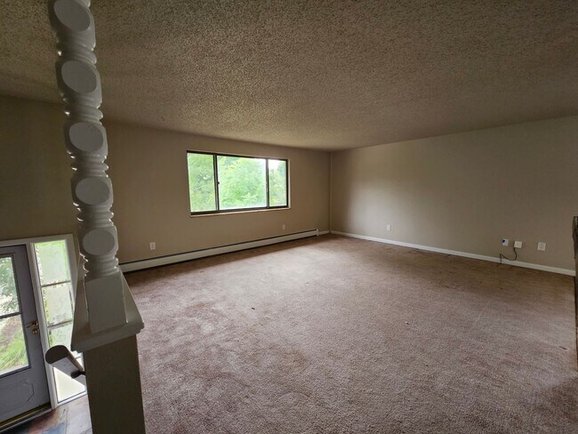 Building Photo - 2513 Fairplay Dr