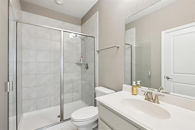 Building Photo - 6809 Royal View Dr