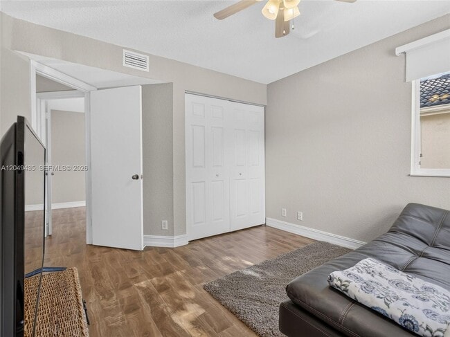 Building Photo - 2475 Cordoba Bend
