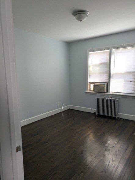 Building Photo - 144 Harral Ave