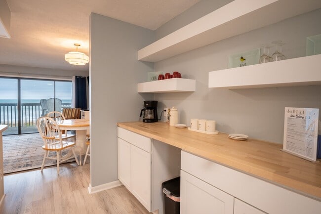 Building Photo - Sea Colony 27B @ 1311 S Lake Park Blvd