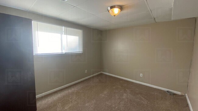 Building Photo - Excellent 4 Bedroom Home in Pleasant Grove