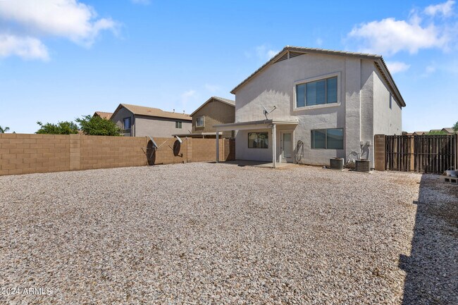 Building Photo - 34994 N Barzona Trail