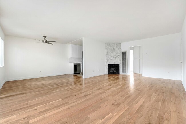 Interior Photo - 3415 McLaughlin Ave in Mar Vista!  Steps to toe Mar Vista Rec Center!