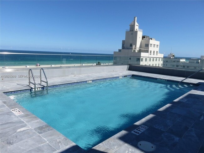 Building Photo - 1255 Collins Ave
